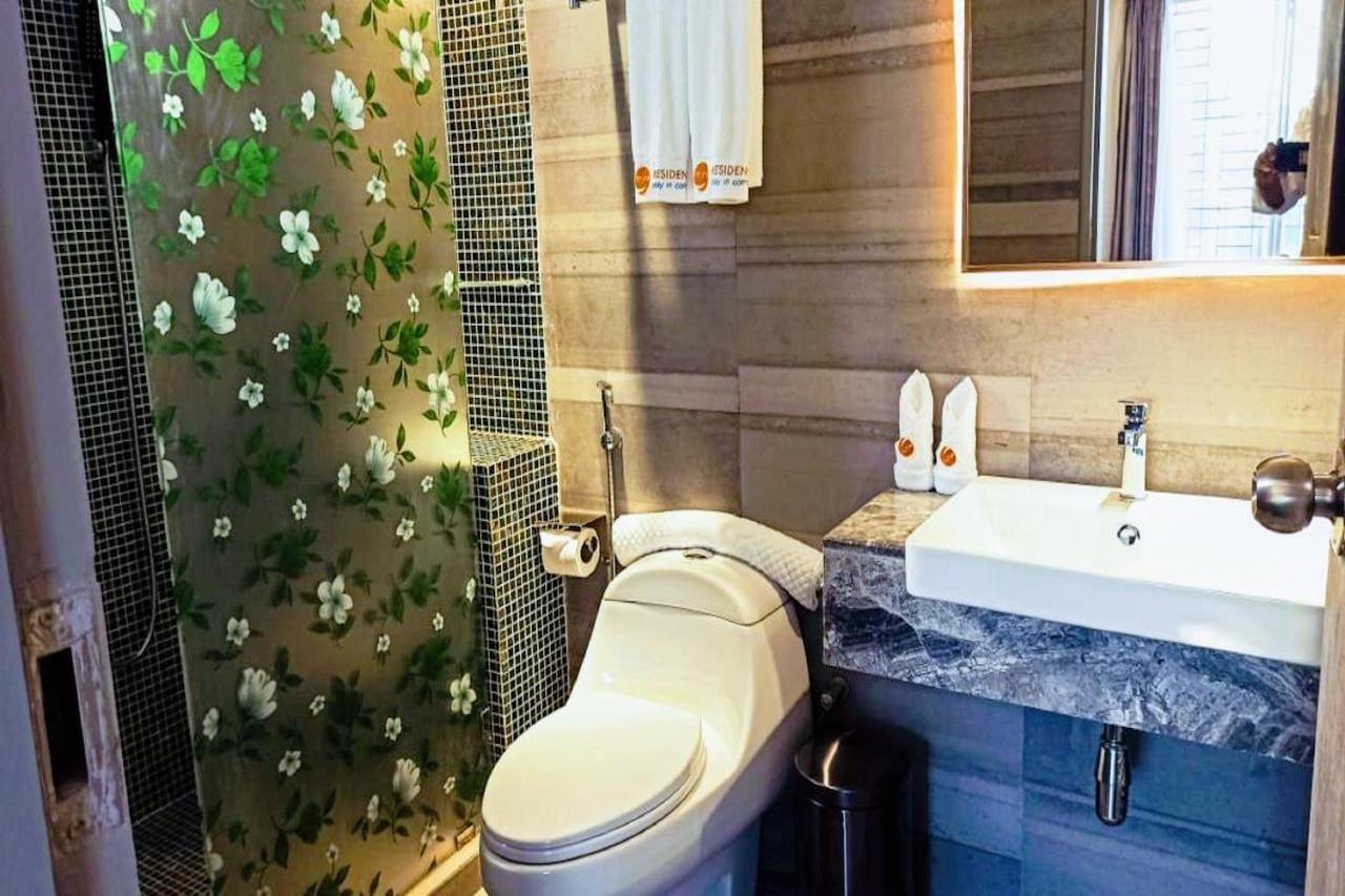 Hotel Omni Residency Дака Екстериор снимка