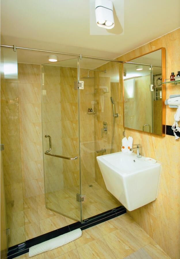 Hotel Omni Residency Дака Екстериор снимка